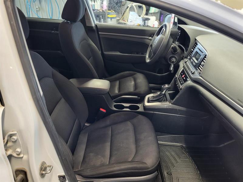 hyundai Elantra 2017 - 14