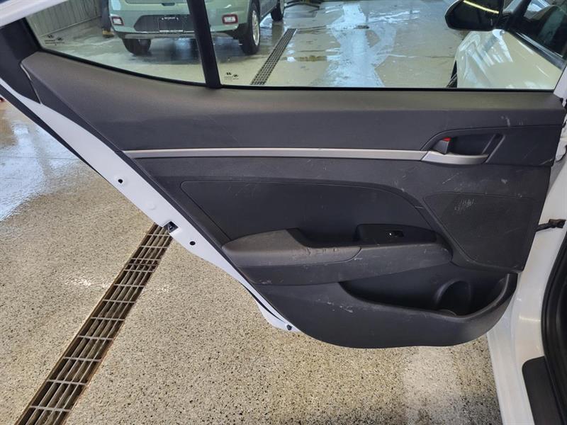 hyundai Elantra 2017 - 17