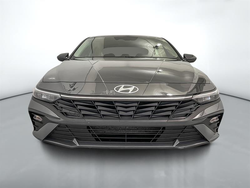 hyundai Elantra 2025 - 2