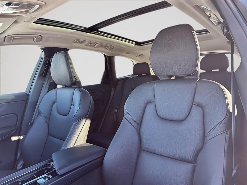 volvo XC60 hybride rechargeable 2025 - 15