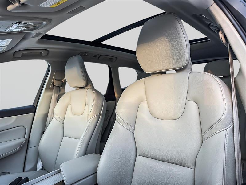 volvo XC60 2023 - 11