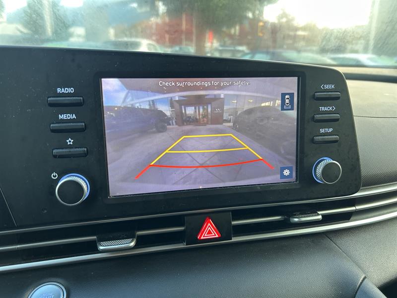 hyundai Elantra 2022 - 12