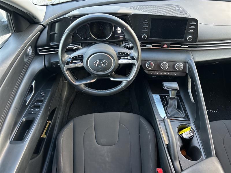 hyundai Elantra 2022 - 18