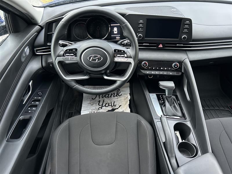 hyundai Elantra 2021 - 18