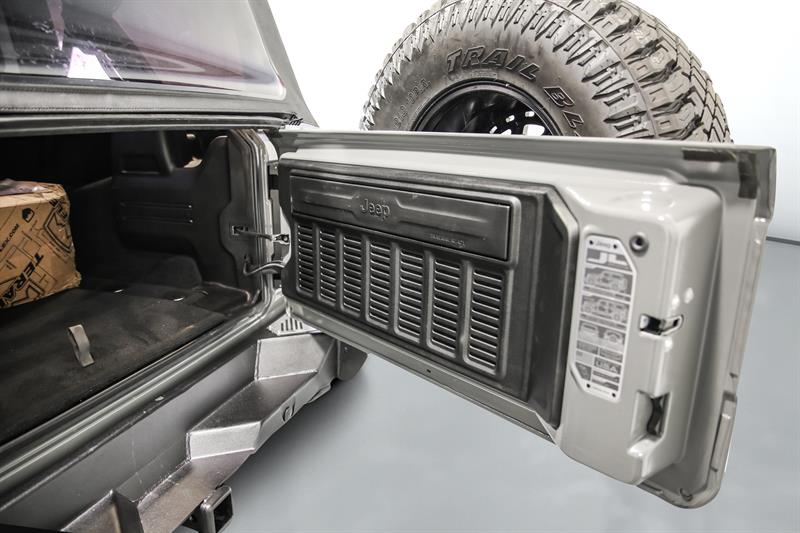 jeep Wrangler 2023 - 27