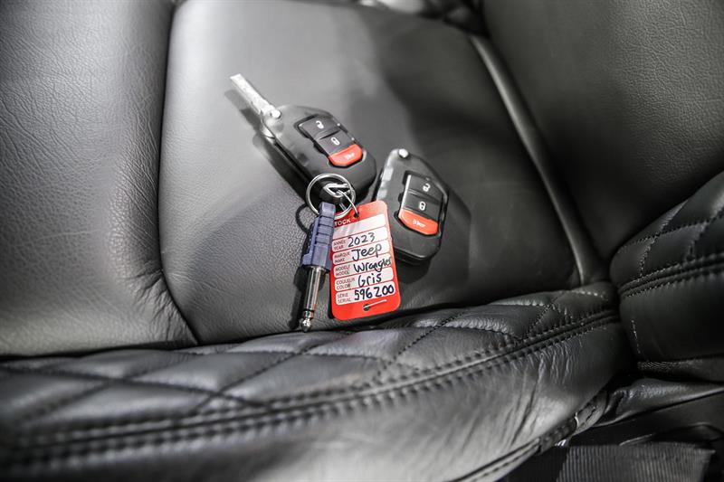 jeep Wrangler 2023 - 31