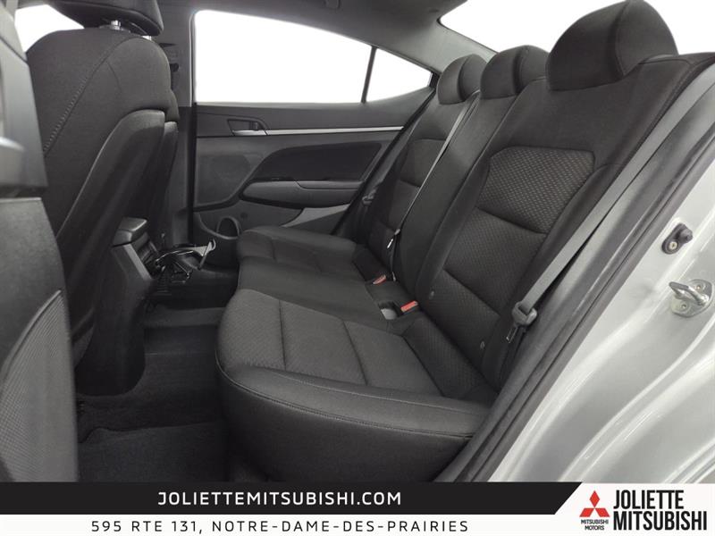 hyundai Elantra 2019 - 23