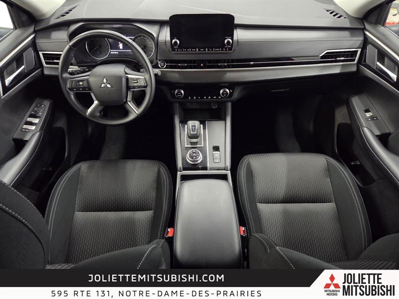 mitsubishi Outlander 2024 - 23