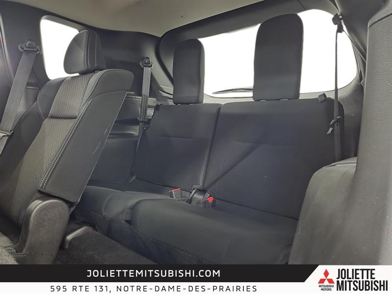 mitsubishi Outlander 2024 - 28