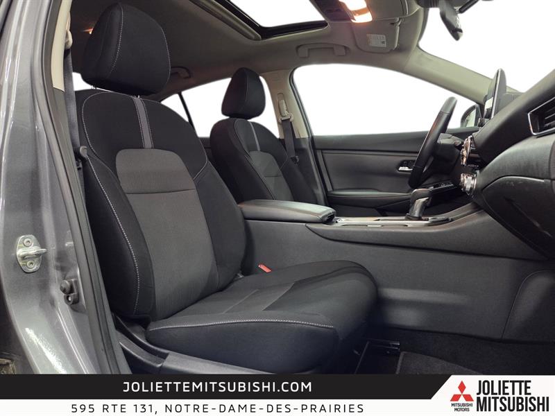 nissan Sentra 2021 - 24