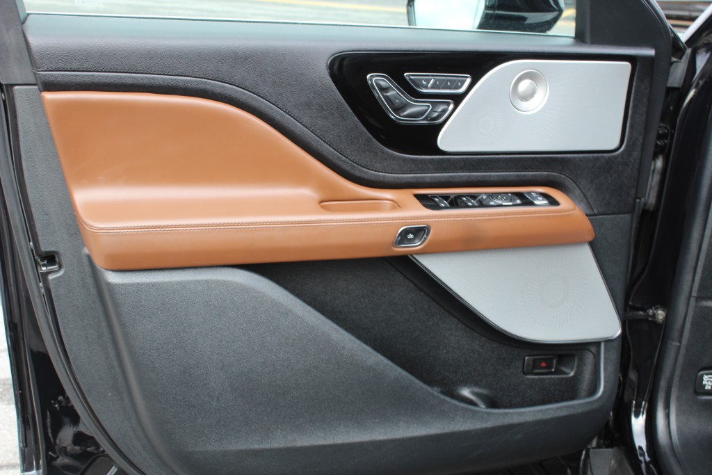 lincoln Aviator 2022 - 32