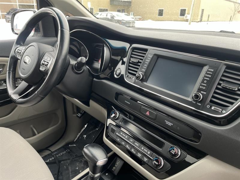kia Sedona 2019 - 8
