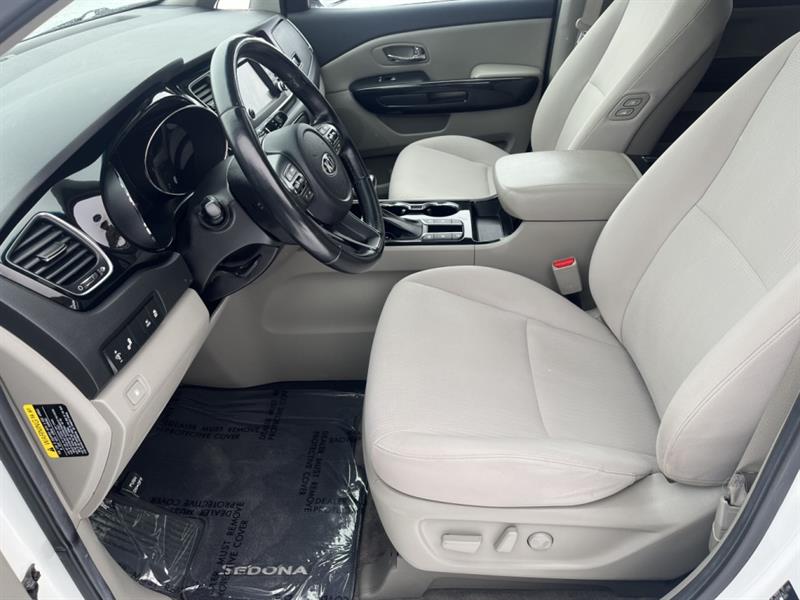 kia Sedona 2019 - 26