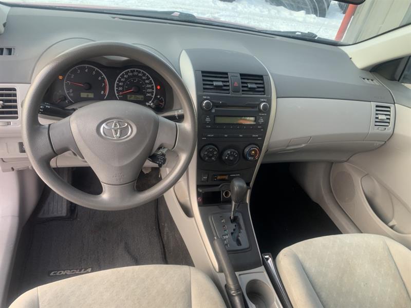 toyota Corolla 2010 - 8