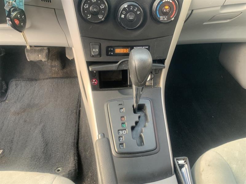 toyota Corolla 2010 - 12