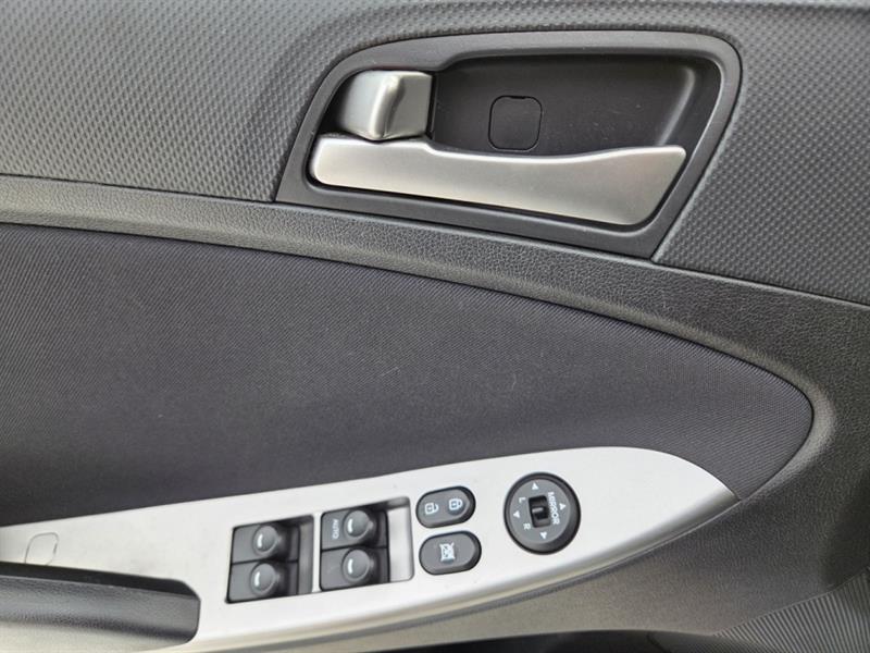 hyundai Accent 2016 - 23