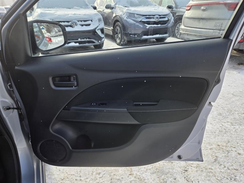 mitsubishi Mirage 2021 - 20