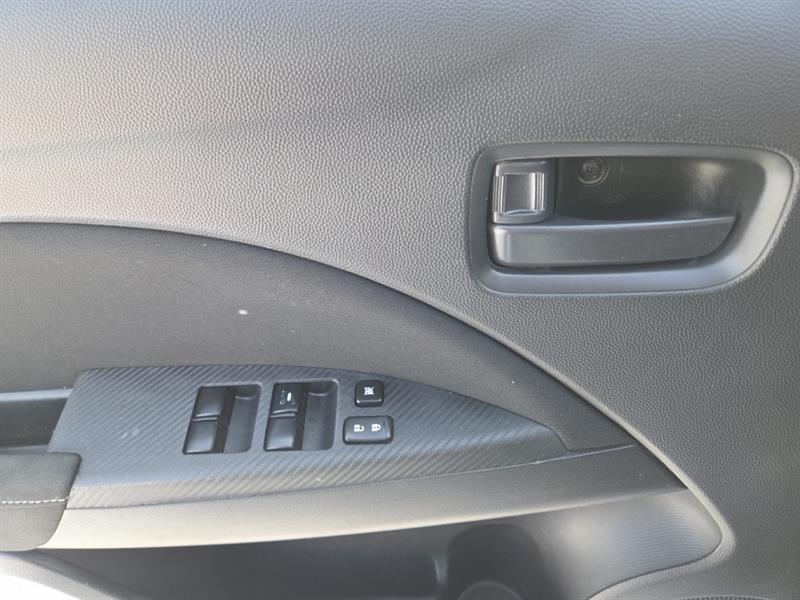 mitsubishi Mirage 2021 - 24