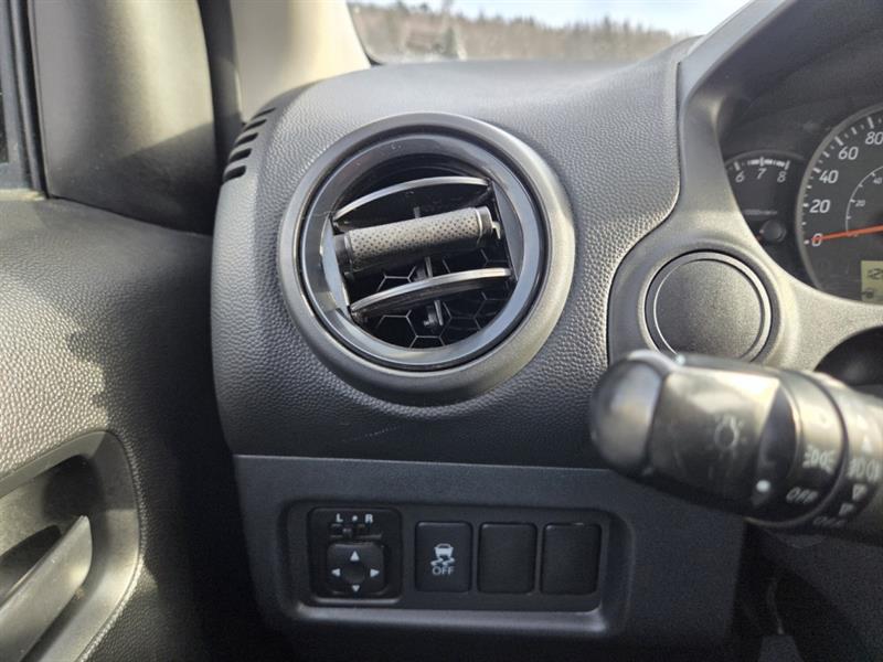 mitsubishi Mirage 2021 - 27