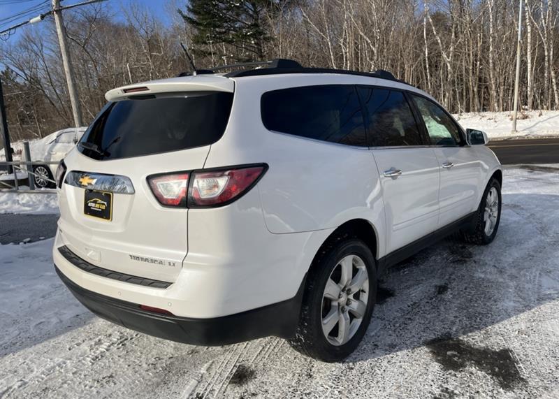 chevrolet Traverse 2016 - 11