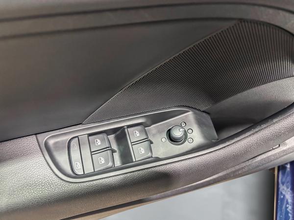 audi A3 berline 2018 - 7