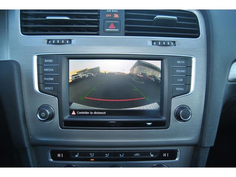 2017 Volkswagen Golf - Image 18