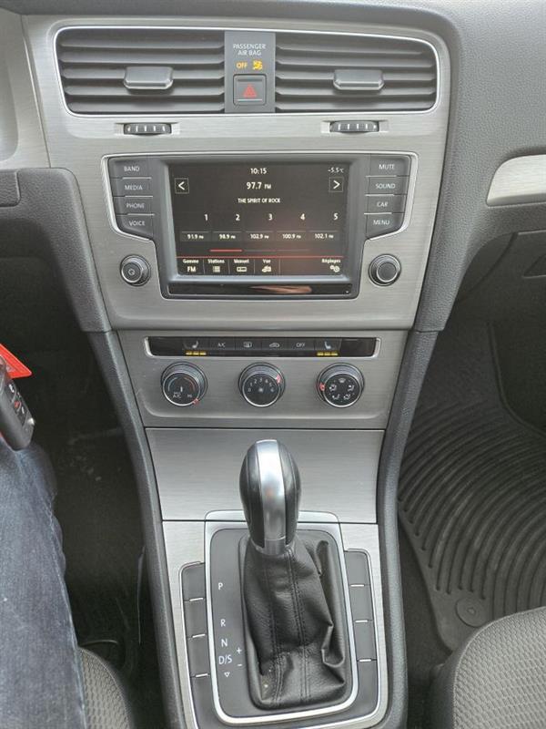 volkswagen Golf 2016 - 19