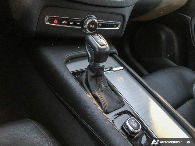 volvo XC90 2022 - 17