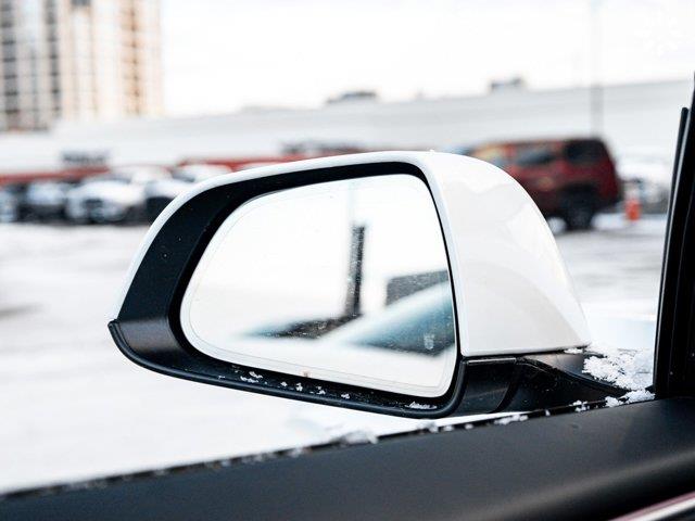 tesla Model 3 2024 - 14