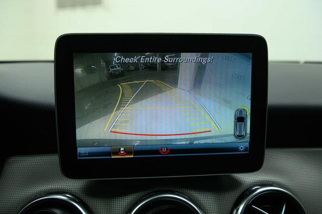 mercedes-benz GLA 2019 - 19