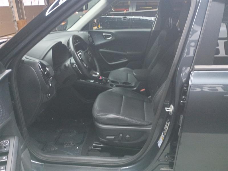 kia Soul EV 2023 - 16