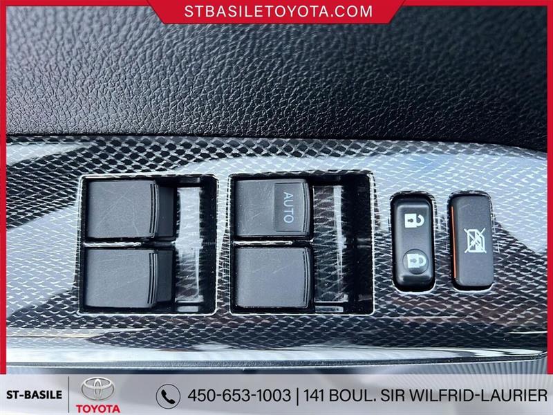 toyota RAV4 2018 - 17