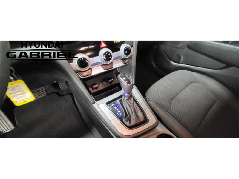 hyundai Elantra 2020 - 18
