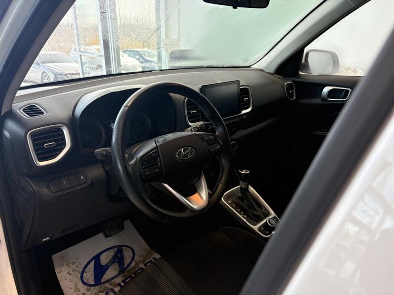 hyundai Venue 2022 - 11