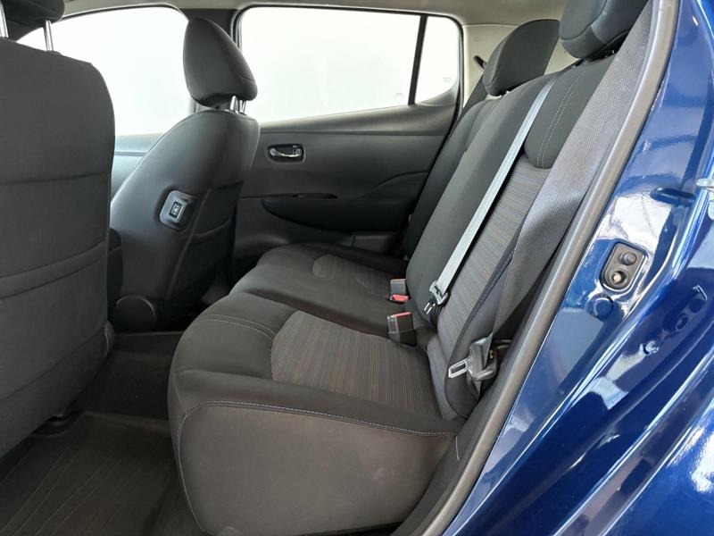 nissan LEAF 2019 - 12