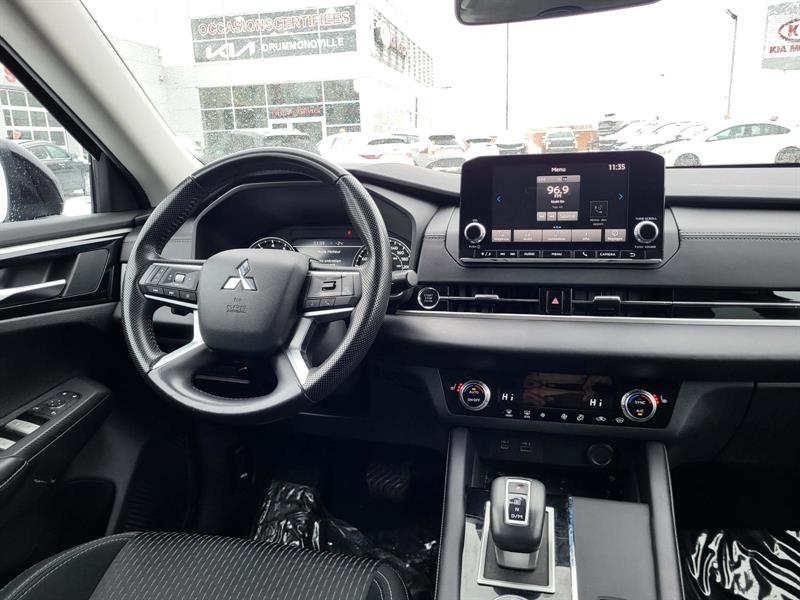 mitsubishi Outlander 2024 - 9