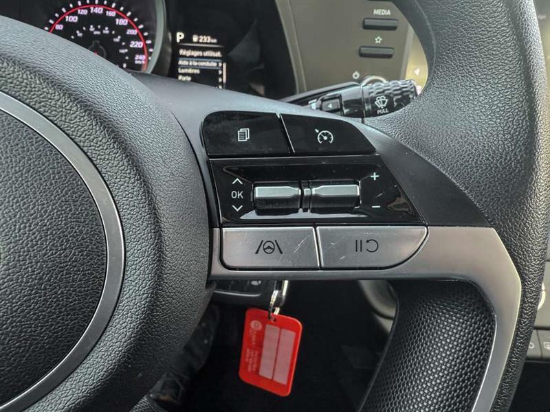 hyundai Elantra 2023 - 17