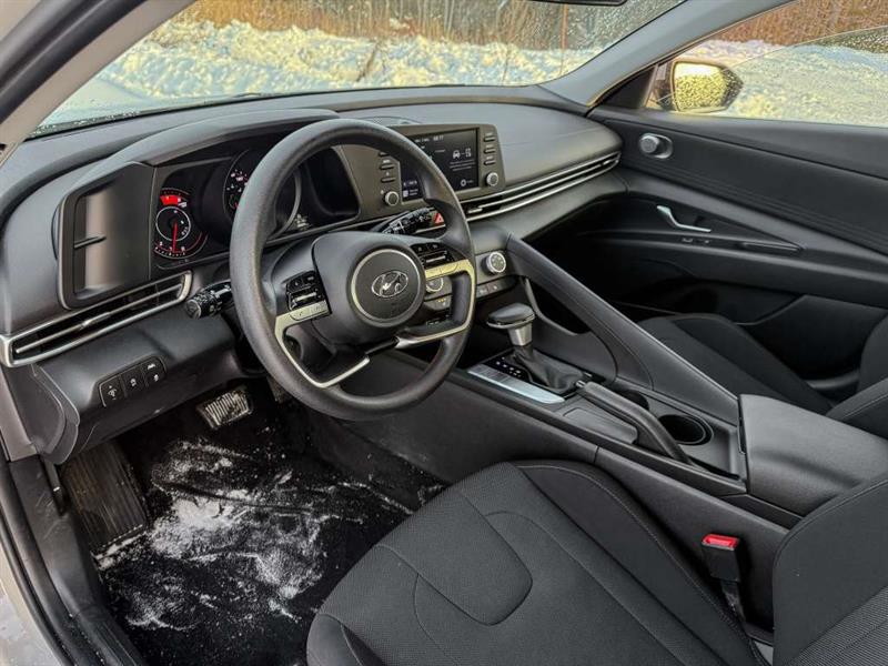 hyundai Elantra 2023 - 25