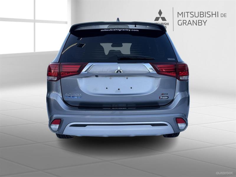 mitsubishi Outlander rechargeable 2020 - 7