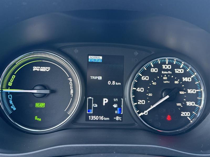 mitsubishi Outlander rechargeable 2020 - 17