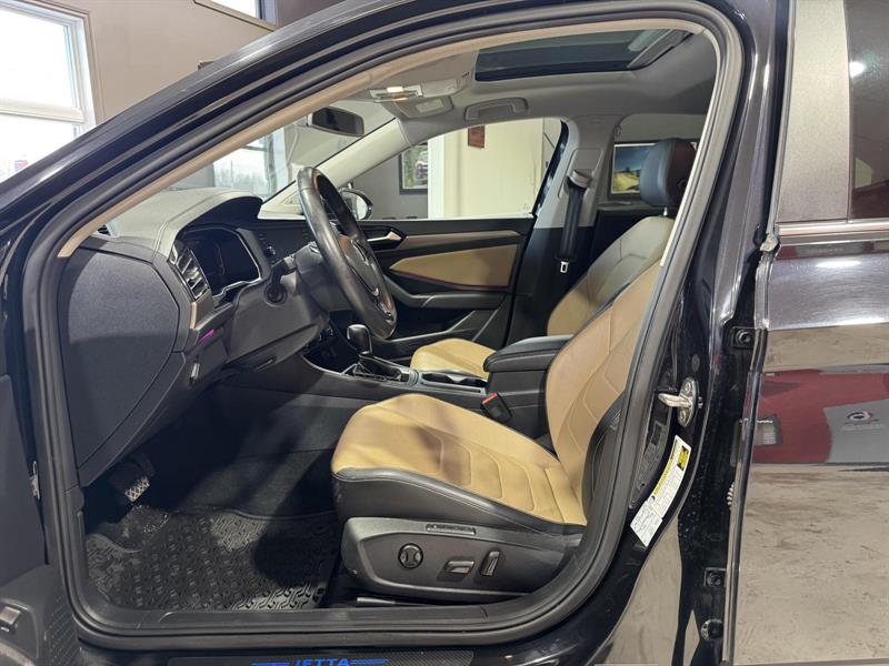 volkswagen Jetta 2019 - 13