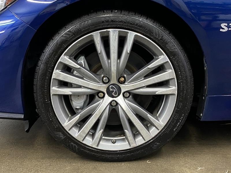 infiniti Q50 2019 - 12