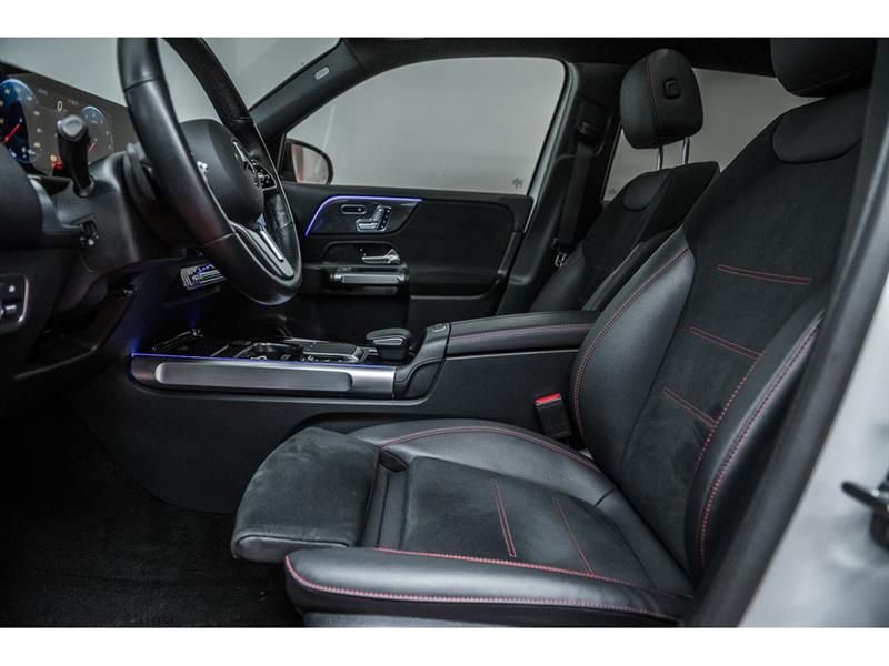 mercedes-benz GLB250 2023 - 13