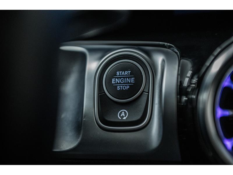 mercedes-benz GLB250 2023 - 18