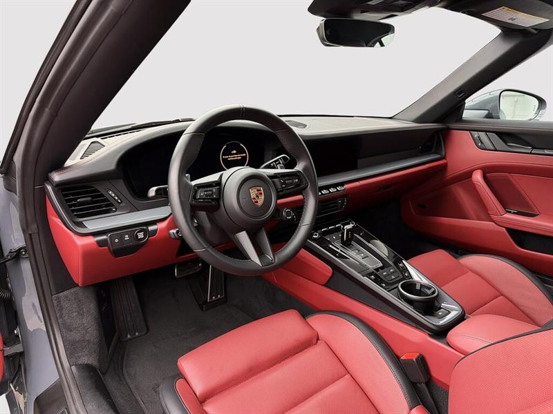 porsche 911 2025 - 16