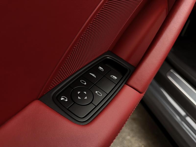 porsche 911 2025 - 32