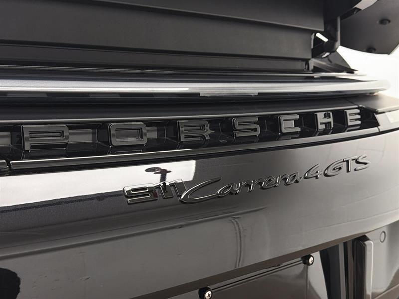 porsche 911 2025 - 11