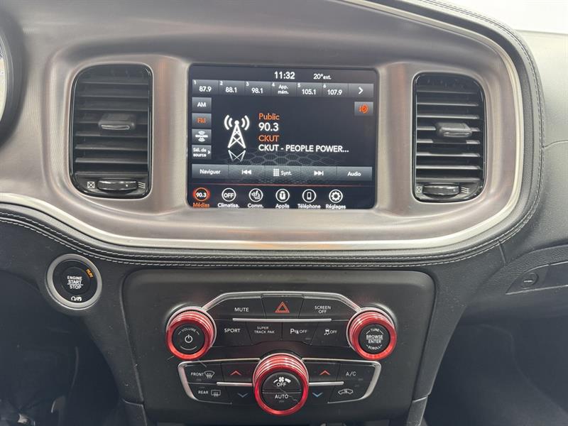 dodge Charger 2022 - 26