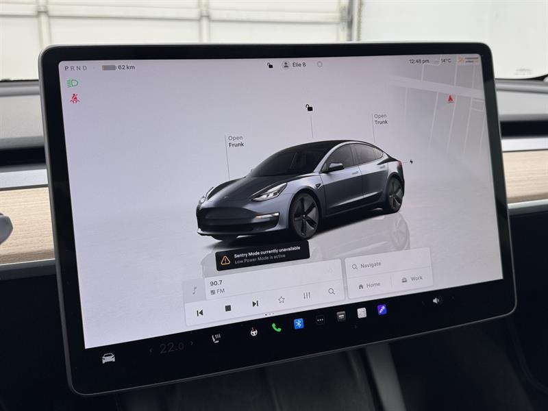 tesla Model 3 2022 - 25