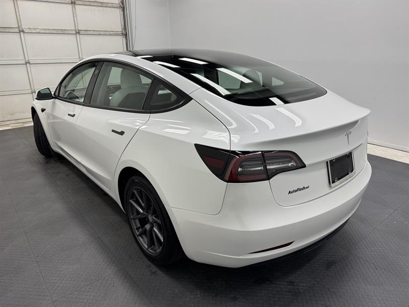 tesla Model 3 2022 - 5